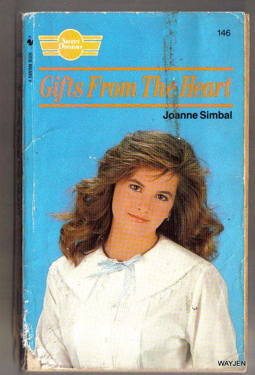 SWEET DREAMS. GIFTS FROM THE HEART. SOFT COVER. 140 PAGES. BOOK HAS COVER DAMAGE AND IS LOOSE.