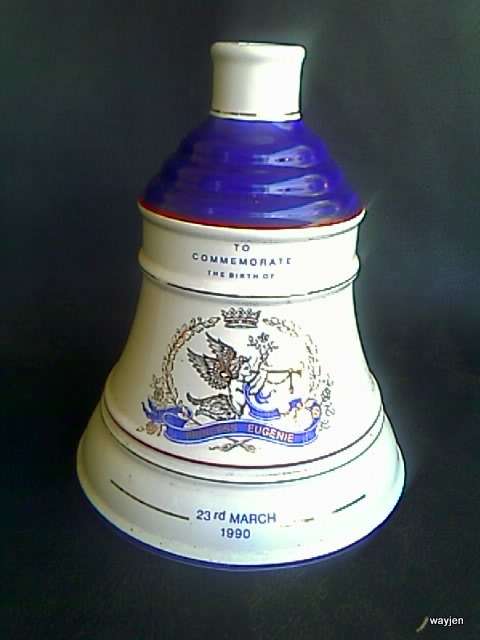 BELL'S OLD SCOTCH WHISKEY BOTTLE. COMMEMORATING THE BIRTH OF PRINCESS EUGENIE, 23rd MARCH, 1990.