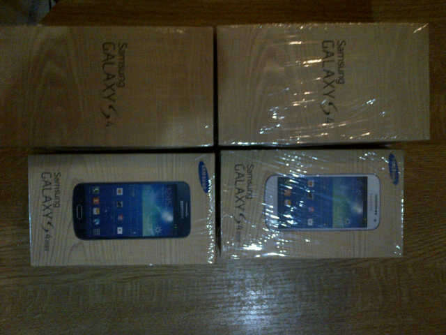 Brand new sealed samsung galaxy s4mini!! Black! FREE SHIPPING!!