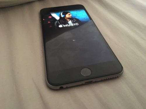 Apple Iphone 6S Plus 64GB! Good condition. Space grey.