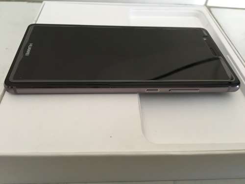 Huawei P9 32GB. Dual sim. Titanium grey.