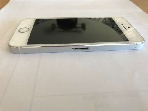 Apple Iphone 5S 16GB.