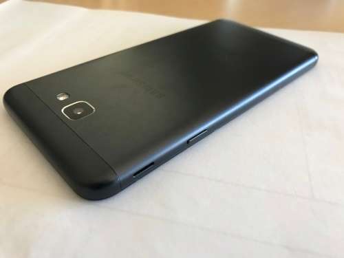 Samsung Galaxy J5 Prime. Dual sim. with memory card slot!