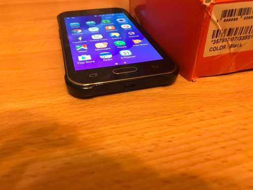 Samsung Galaxy J1 Ace neo - Like new. Dual sim!