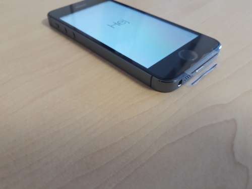 Apple Iphone 5S 32GB! Space grey. Apple replacement.