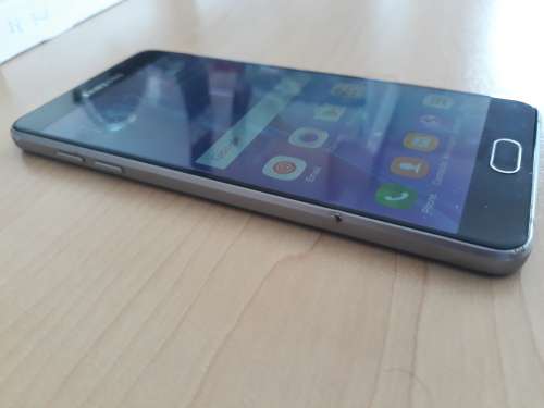 Samsung Galaxy A5 (2016) | 16GB |