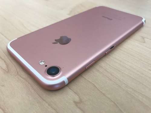 iPhone 7 |128GB | Rose Gold. Local stock.