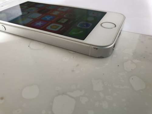 Apple Iphone SE 32GB! Clearout