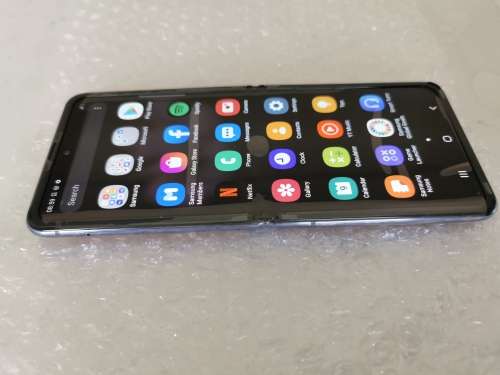 Samsung Galaxy Z Flip 256GB Purple