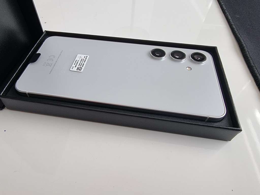 Samsung Galaxy S24 5G 256GB Dual Sim