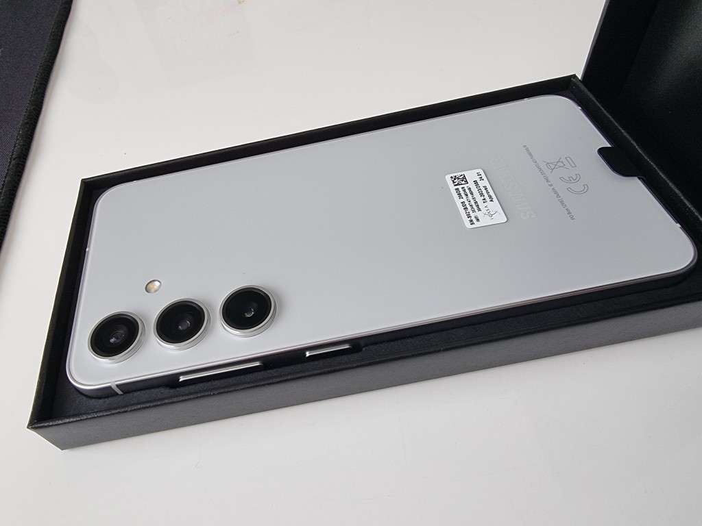 Samsung Galaxy S24 5G 256GB Dual Sim