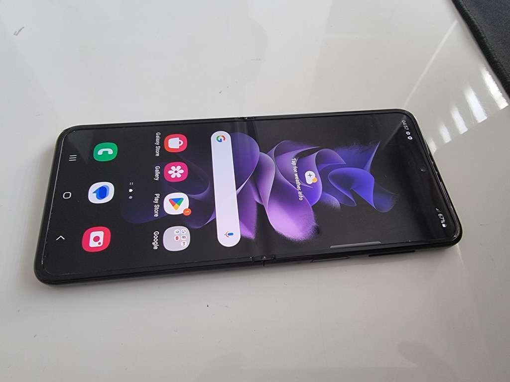 Samsung Galaxy Z Flip 4 5G 128GB
