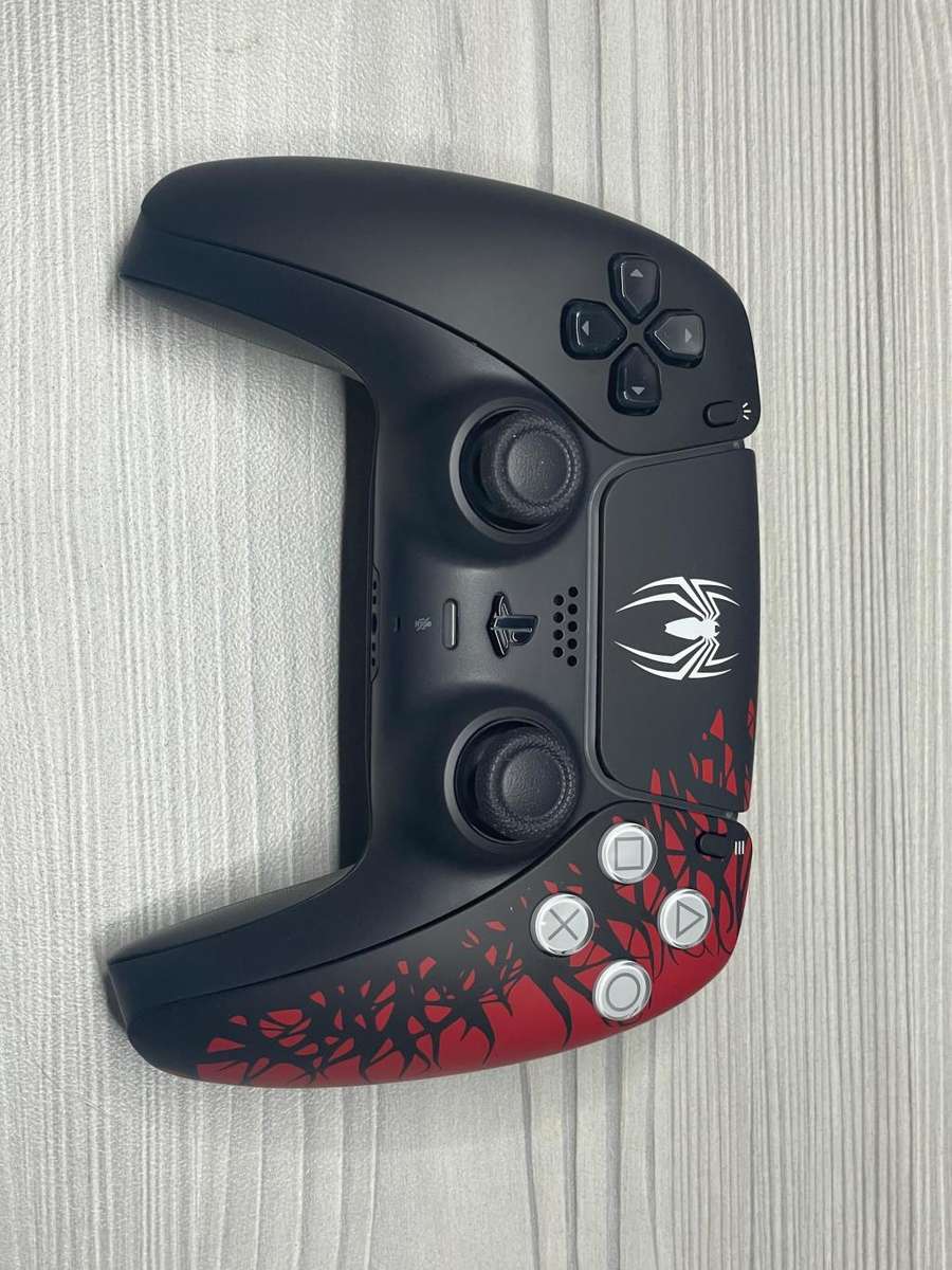 DualSense Wireless Controller - Marvel`s Spider-Man 2 Limited Edition