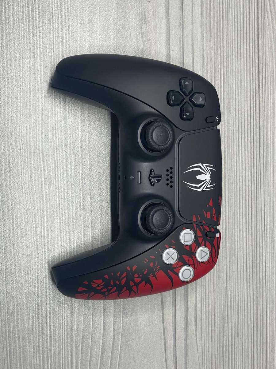 DualSense Wireless Controller - Marvel`s Spider-Man 2 Limited Edition