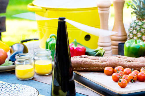 Shoo Away Fly Repellent Chemical Free - Black/White