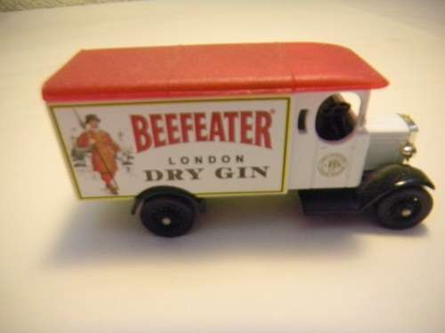 SET OF 20 DIE-CAST MODELS BY LLEDO "DAYS GONE BY CLASSIC TRUCKS & VANS"