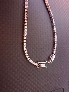 Diamond Tennis Bracelet Set in 18ct Gold