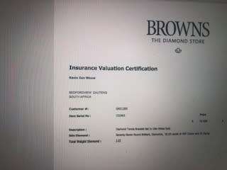 Diamond Tennis Bracelet Set in 18ct Gold