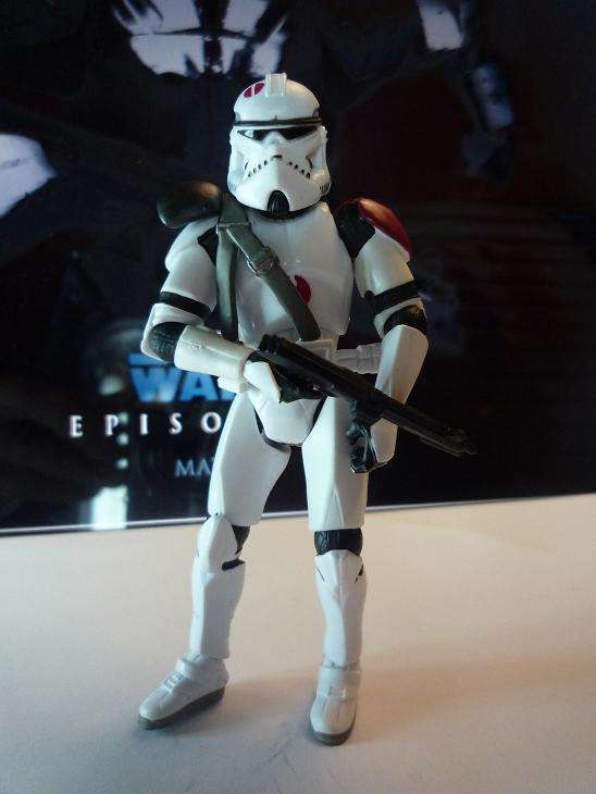 Last 1 - Star Wars Legacy Collection Saleucami Clone Trooper Loose