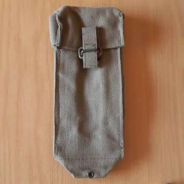 S.A.D.F R1 Magazine Pouch.