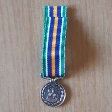 De Wet Medal - With Ribbon - Miniature