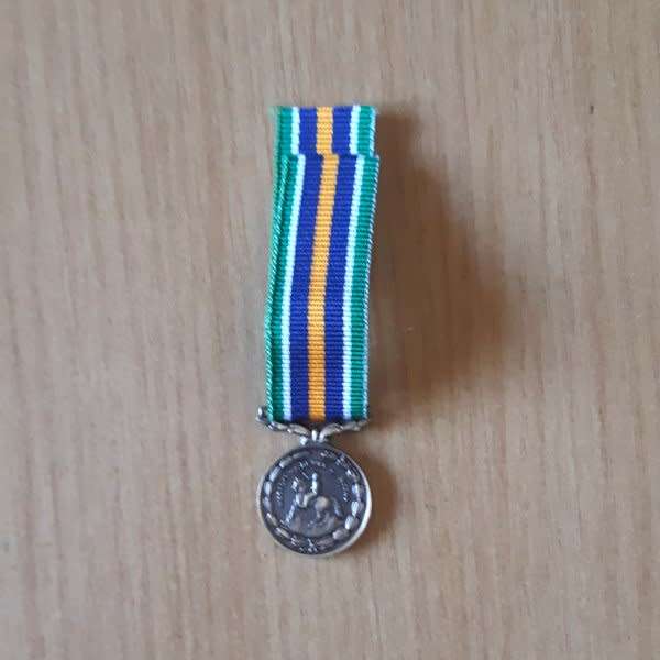 De Wet Medal - With Ribbon - Miniature