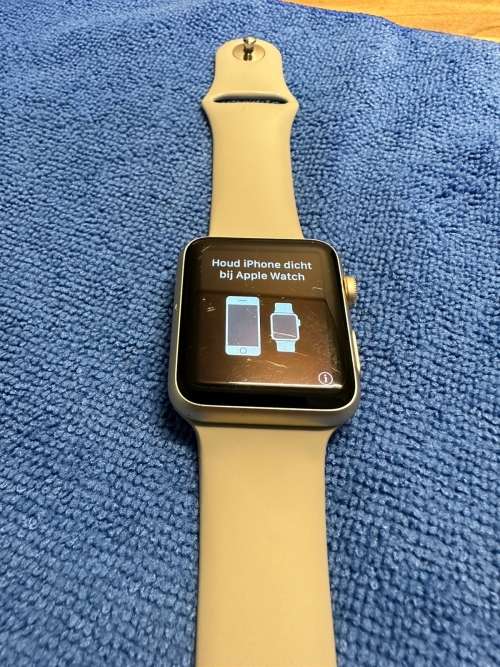 Apple Watch Sport 42mm Gold + Cover