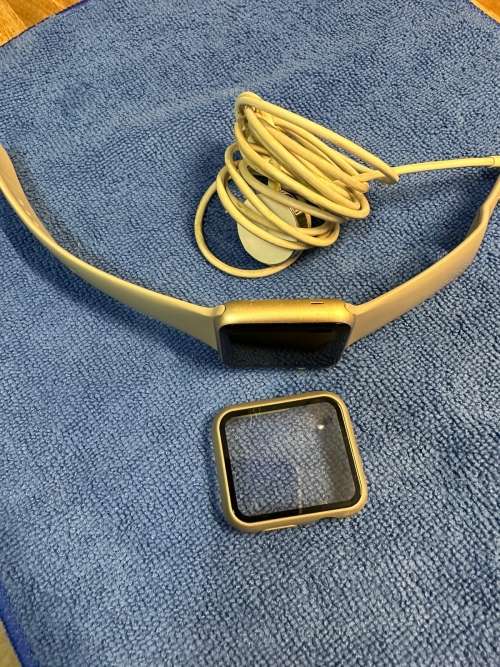 Apple Watch Sport 42mm Gold + Cover