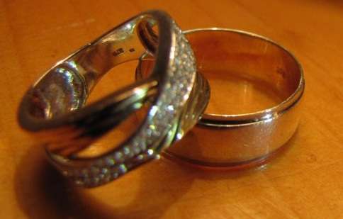 R14,700.00 *** BEAUTIFUL LADIES AND GENTS RING SET *** WITH VALUATION CERTIFICATES ***