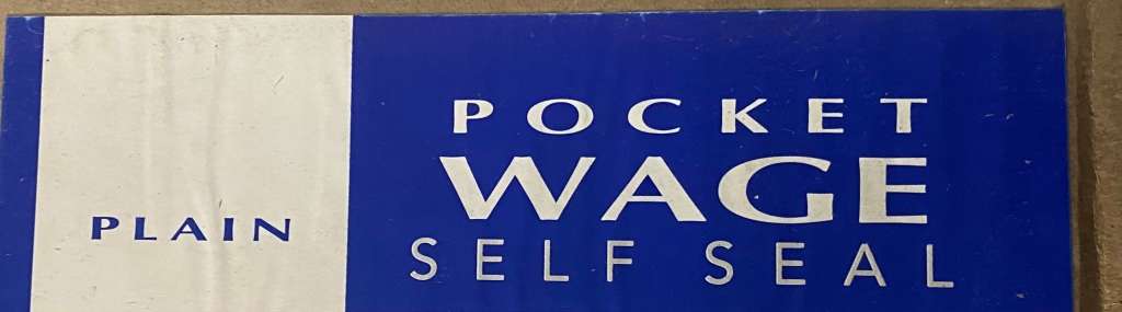 Box Pocket Wage Self Seal Envelopes (Size 152 x 102) Ref 64-1 (Box open)