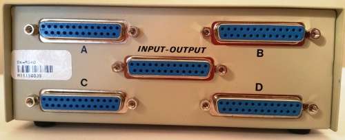 4-PORT DB25 MANUAL SWITCH BOX (DATA SWITCH)
