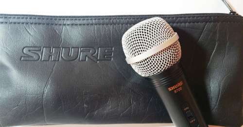 SHURE (LYRIC) 8700 MICROPHONE (I)