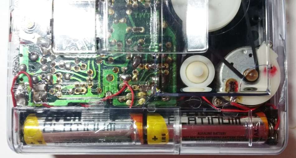 STEREO PERSONAL CASSETTE PLAYER - HIGH RESOLUTION