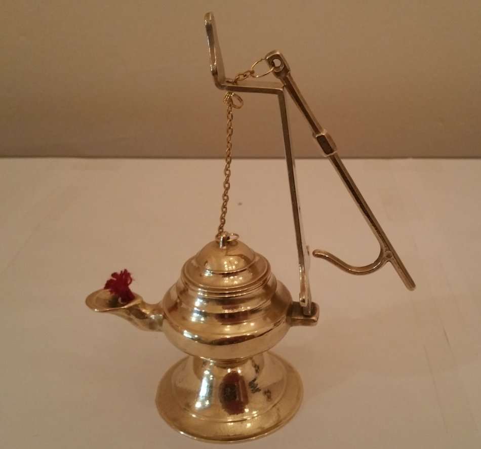 VINTAGE BRASS MEDITERRANEAN ROMAN OIL BURNER LAMP AND INCENSER (B)