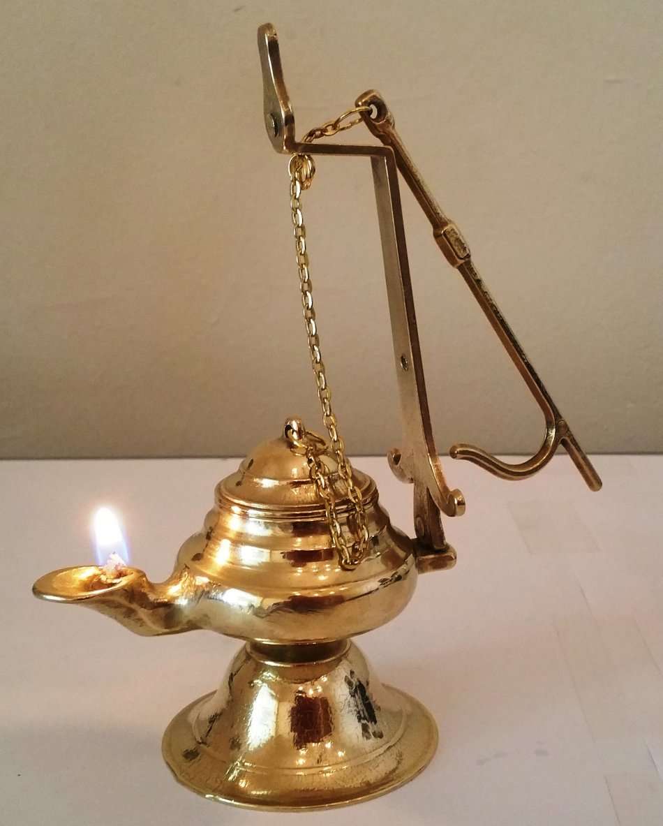 VINTAGE BRASS MEDITERRANEAN ROMAN OIL BURNER LAMP AND INCENSER (B)