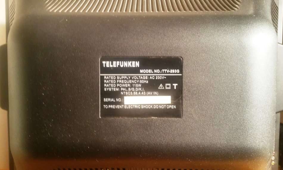 TELEFUNKEN DIGITAL CONTROL MULTI-SYSTEM TV 74cm (29") AV STEREO COLOUR (CRT)