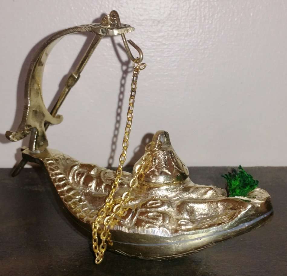 ANCIENT ROMAN BRONZE / BRASS OIL LAMP