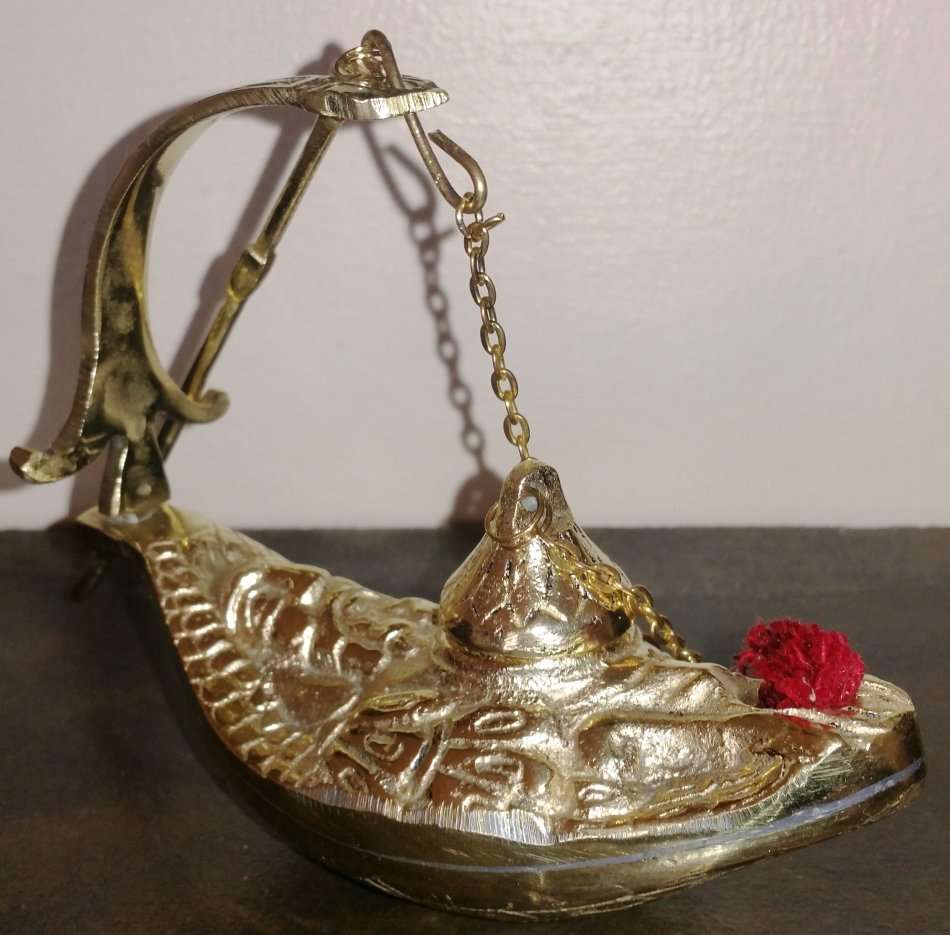 ANCIENT ROMAN BRONZE / BRASS OIL LAMP