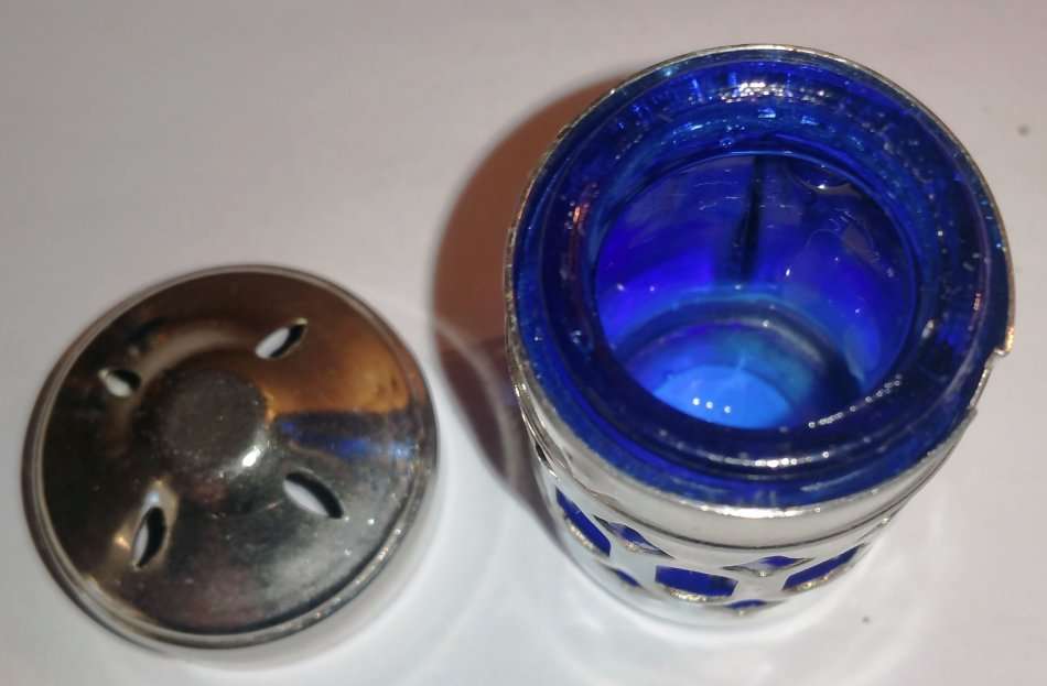 EXCLUSIVE BLUE GLASS LINED EPNS CRUET/CONDIMENT SET & PLATTER STAND **LESS 22 % AUGUST ONLY**