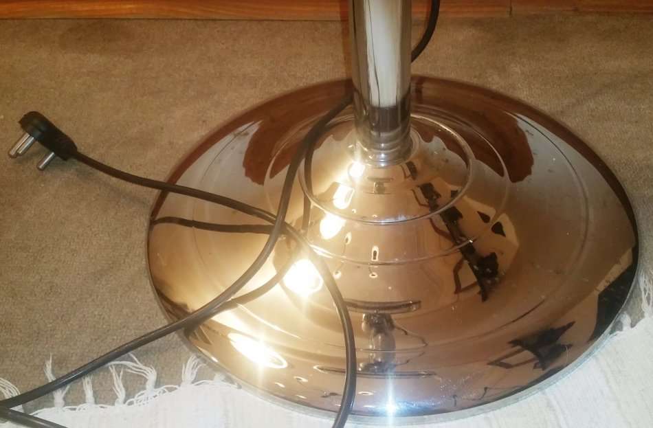 LOGIK 40cm PEDESTAL FAN - NOT WORKING - PARTS or REPAIR