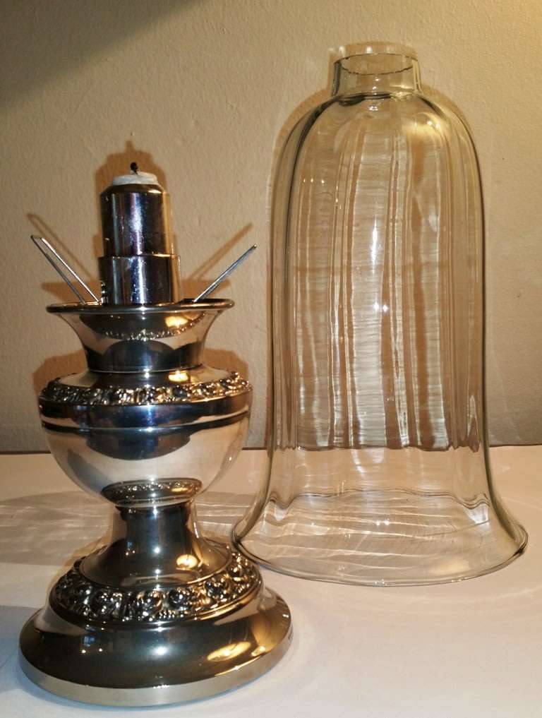 IANTHE SILVER-PLATED SPRING-LOADED CANDLE HOLDER WITH LARGE GLASS SHADE