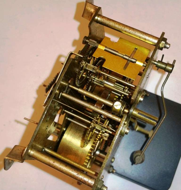 SMITHS ENFIELD MECHANICAL CLOCK MOVEMENT