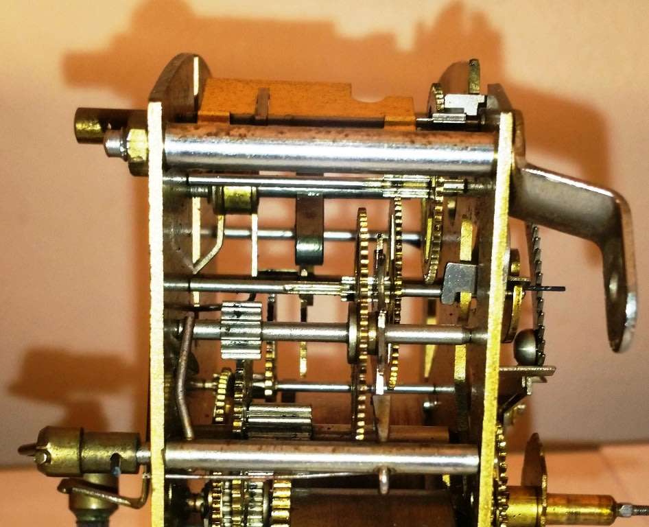 SMITHS ENFIELD MECHANICAL CLOCK MOVEMENT