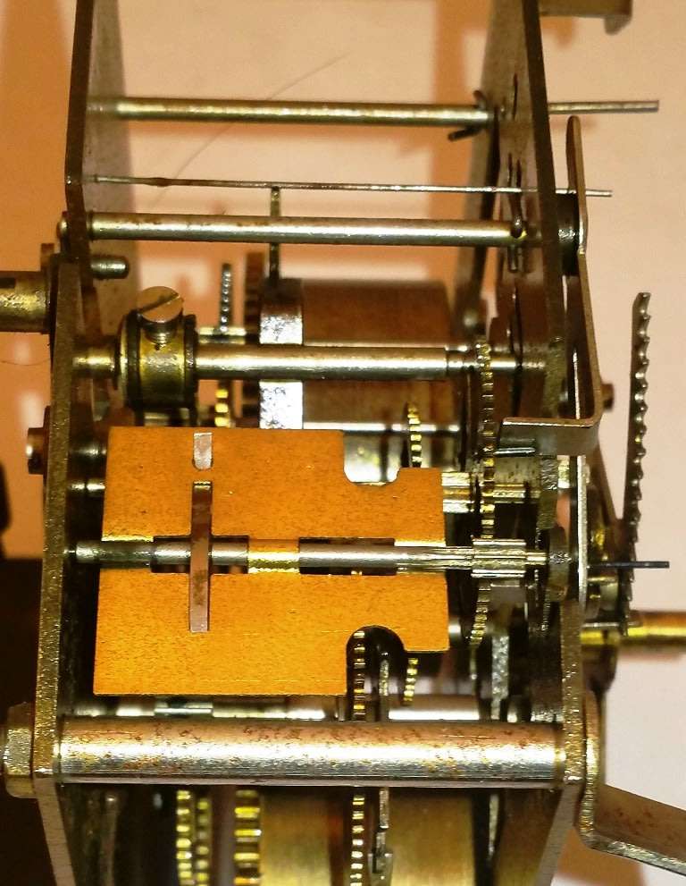 SMITHS ENFIELD MECHANICAL CLOCK MOVEMENT