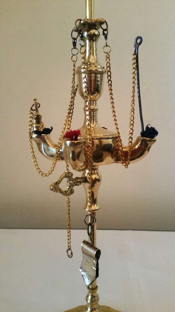 FULL SIZE SOLID BRASS WHALE OIL LAMP (LUCERNE) WITH FOUR SPOUTS **Reduced ~ Promotional**