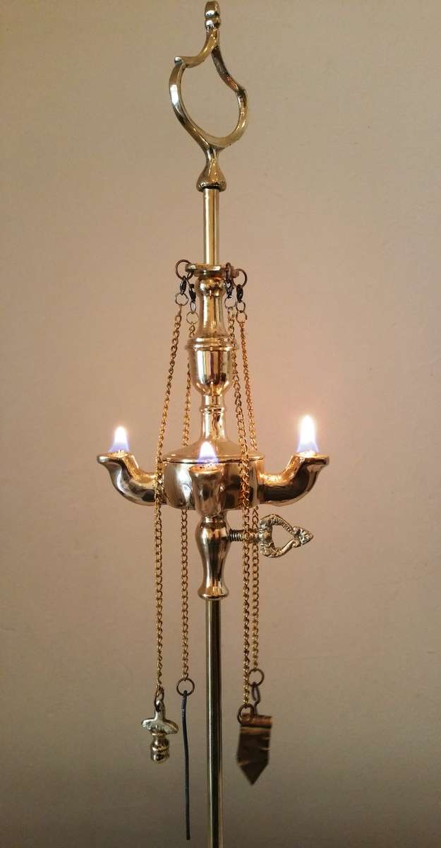 FULL SIZE SOLID BRASS WHALE OIL LAMP (LUCERNE) WITH FOUR SPOUTS **Reduced ~ Promotional**