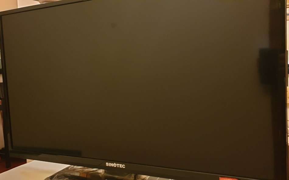 SINOTEC 39 LED LCD TV [STL-39ME82] ~ FOR REPAIR / PARTS