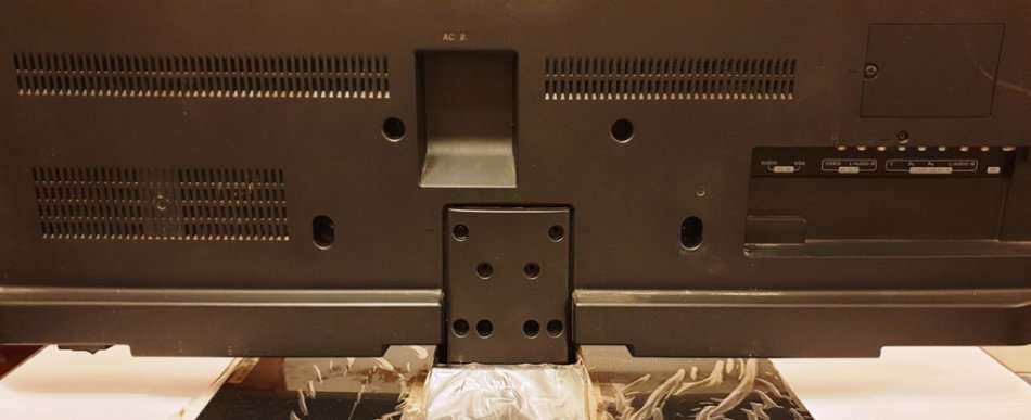 SINOTEC 39 LED LCD TV [STL-39ME82] ~ FOR REPAIR / PARTS