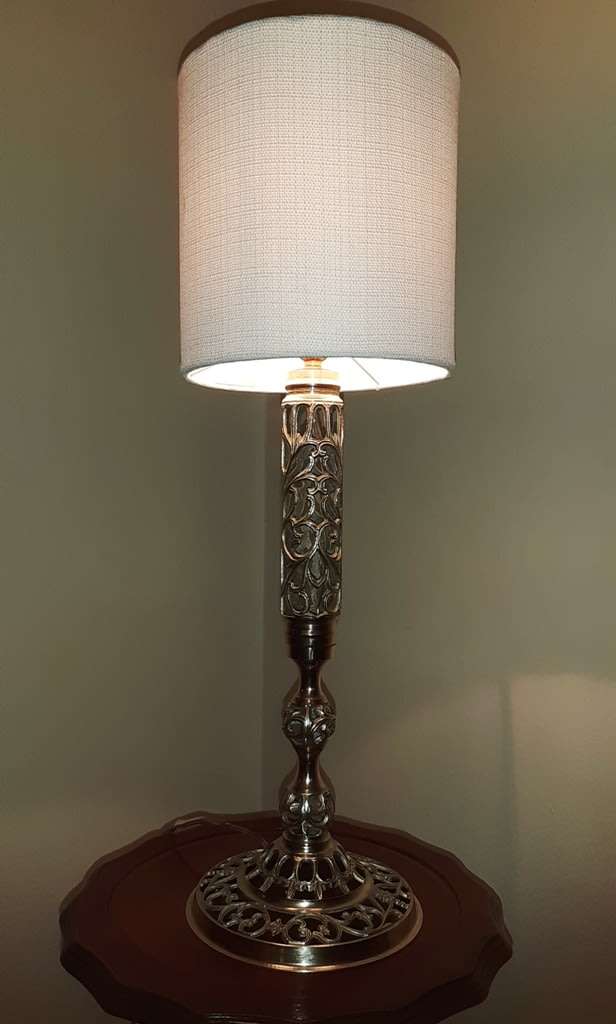 SOLID BRASS TALL TABLE LAMP WITH MEANDERING FILIGREE & WHITE SHADE