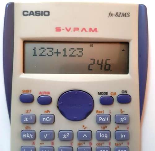 CASIO FX-82MS (S-V.P.A.M)